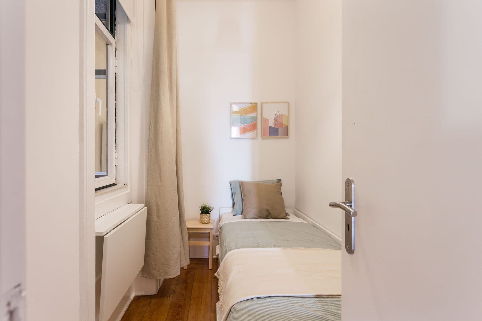 MA 1 Room 4