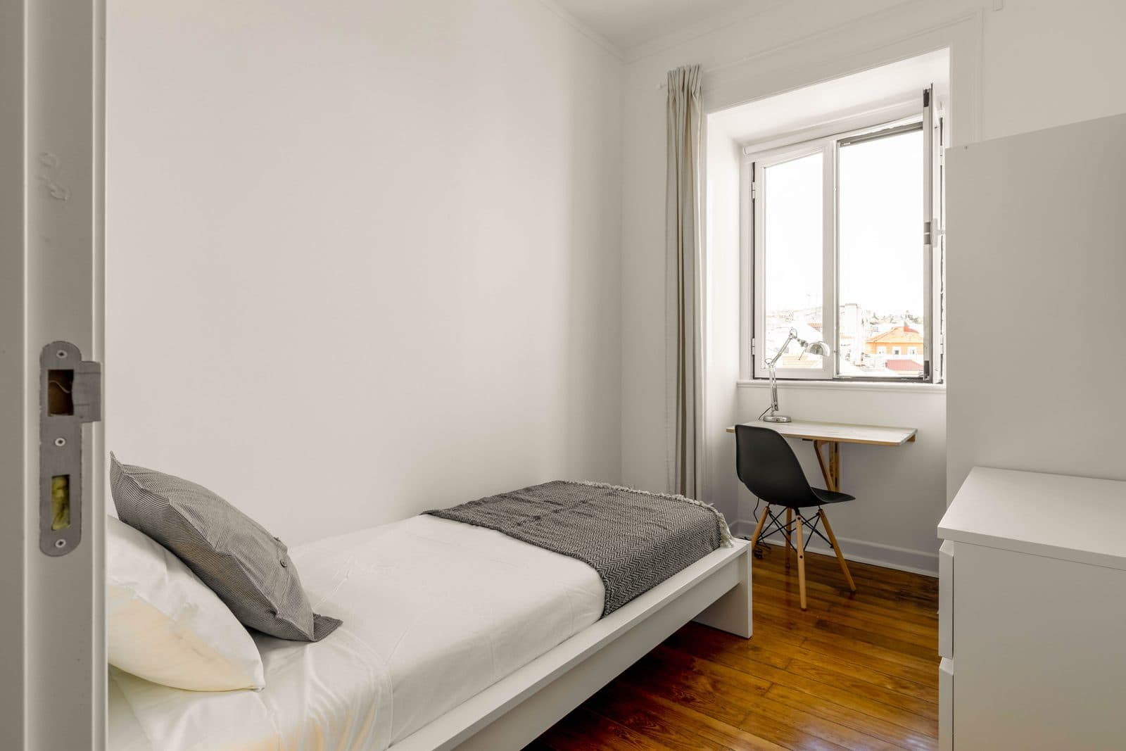 MA5 Room 2
